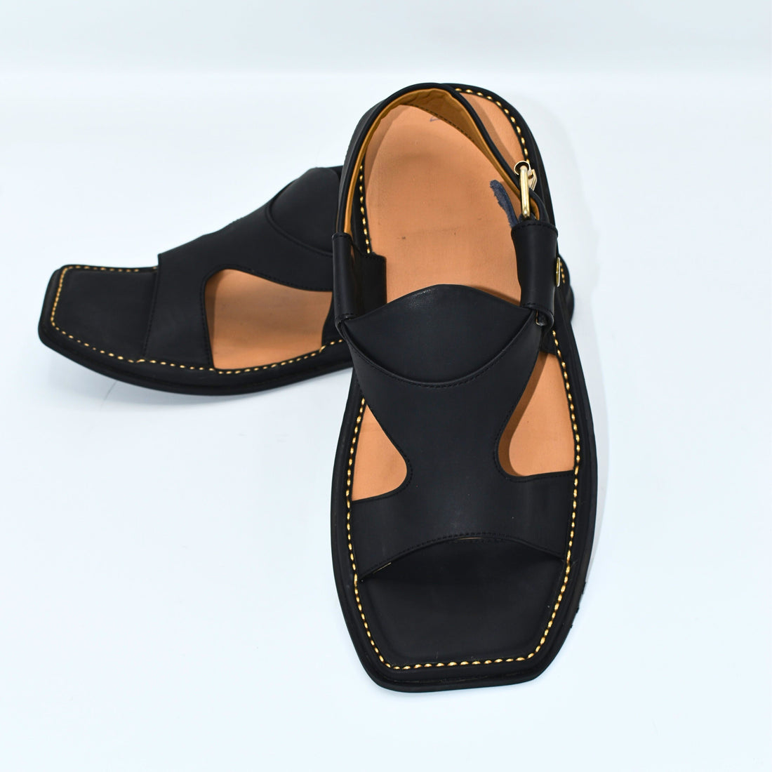 Pihno Black Panjedar Chappal